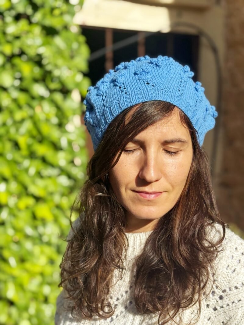 Boina_Fauna patron de punto calados knitting pattern Beret