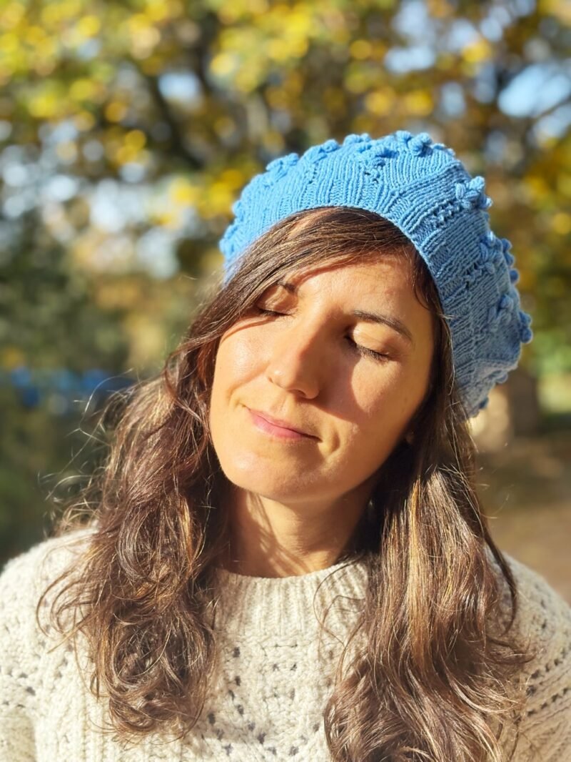 Boina_Fauna patron de punto calados knitting pattern Beret