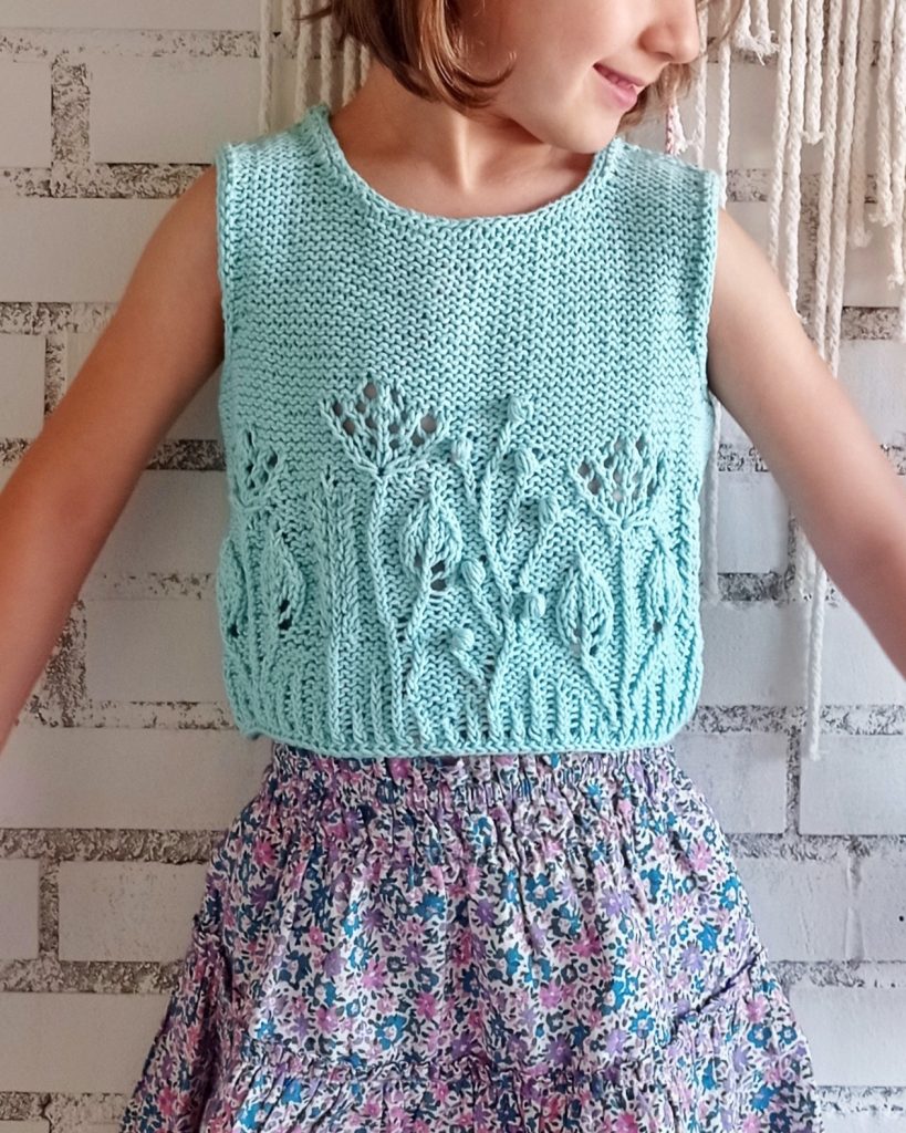 Knitting pattern for girls. Dress-top-sweater Lore - ileradebu