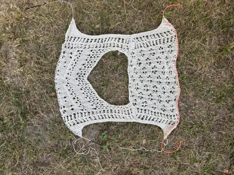 Palahi top verano calados patron punto knitting pattern lacework seda silk