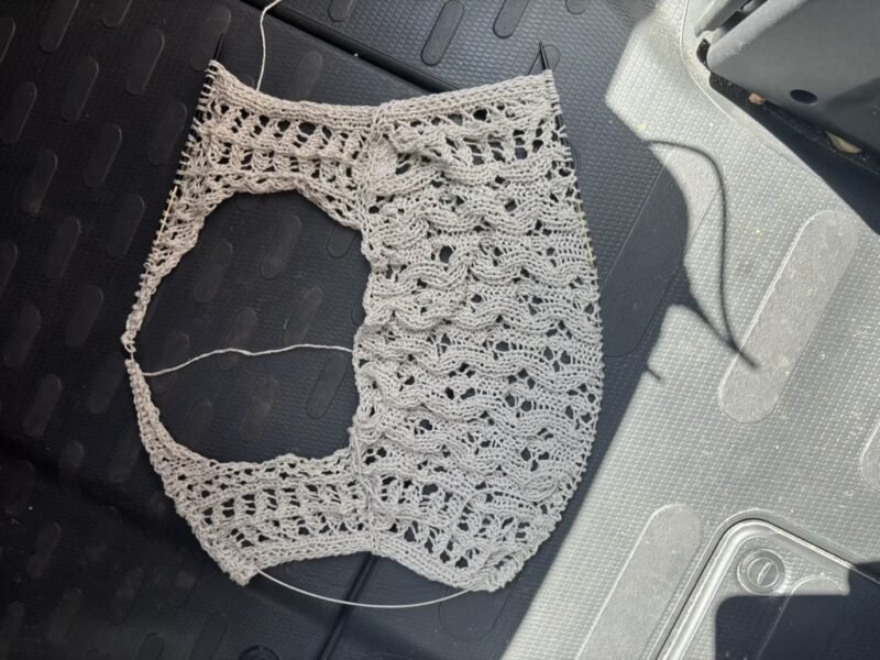 Palahi top verano calados patron punto knitting pattern lacework seda silk