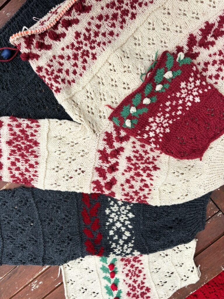 Jersey Navideño paso a paso. ELARA – Aventura tejeril