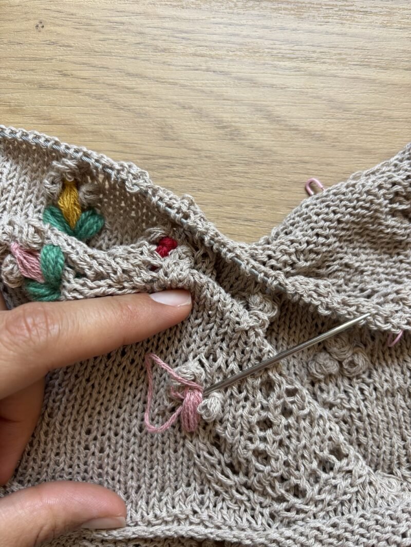 Silvestria top verano calados patron punto knitting pattern lacework seda silk bordado embroidery